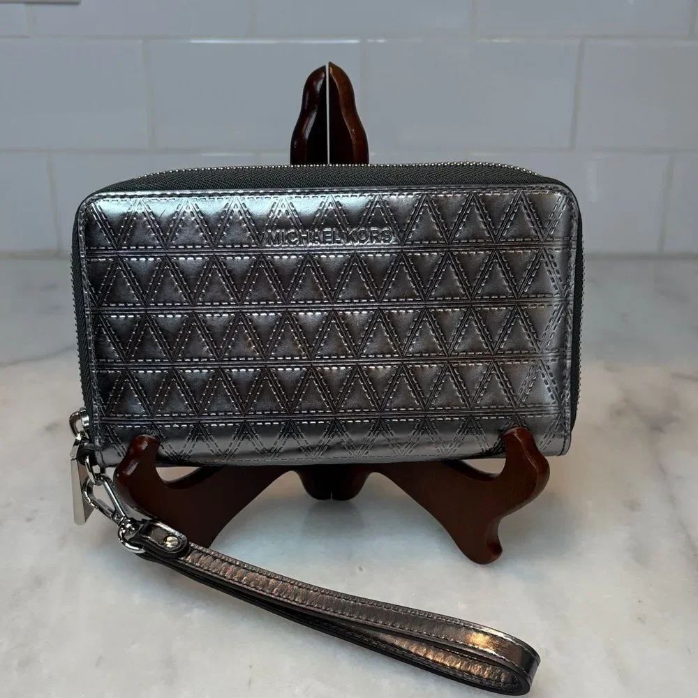 Michael Kors Wallet Metallic Geometric Embossed Wristlet Full Zipper